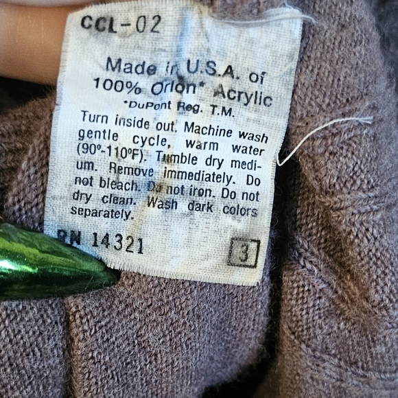 Mens Christian Dior Cable Knit Sweater Vest Taupe size Large - Picture 7 of 7